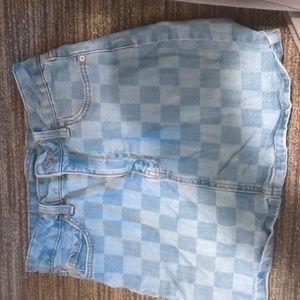 Jean skirt size